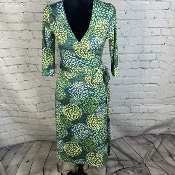 PattyBoutik Dresses & Skirts - NWT PattyBoutik Blue and Yellow Floral Midi Dress